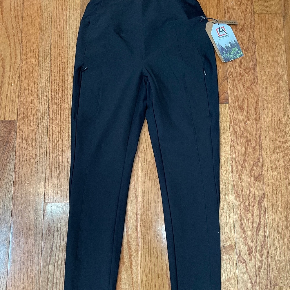 Avalanche Black Leggings